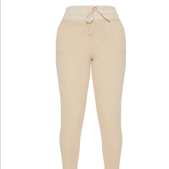 Beige Lounge Set - Picture 6 of 6